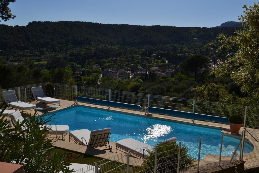 Tivoli En Provence Villa โคทินยัค ภายนอก รูปภาพ